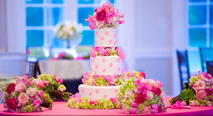 Организация свадьбы в Астрахани Организовываем свадьбу в розовом цвете. Блокнот Амура