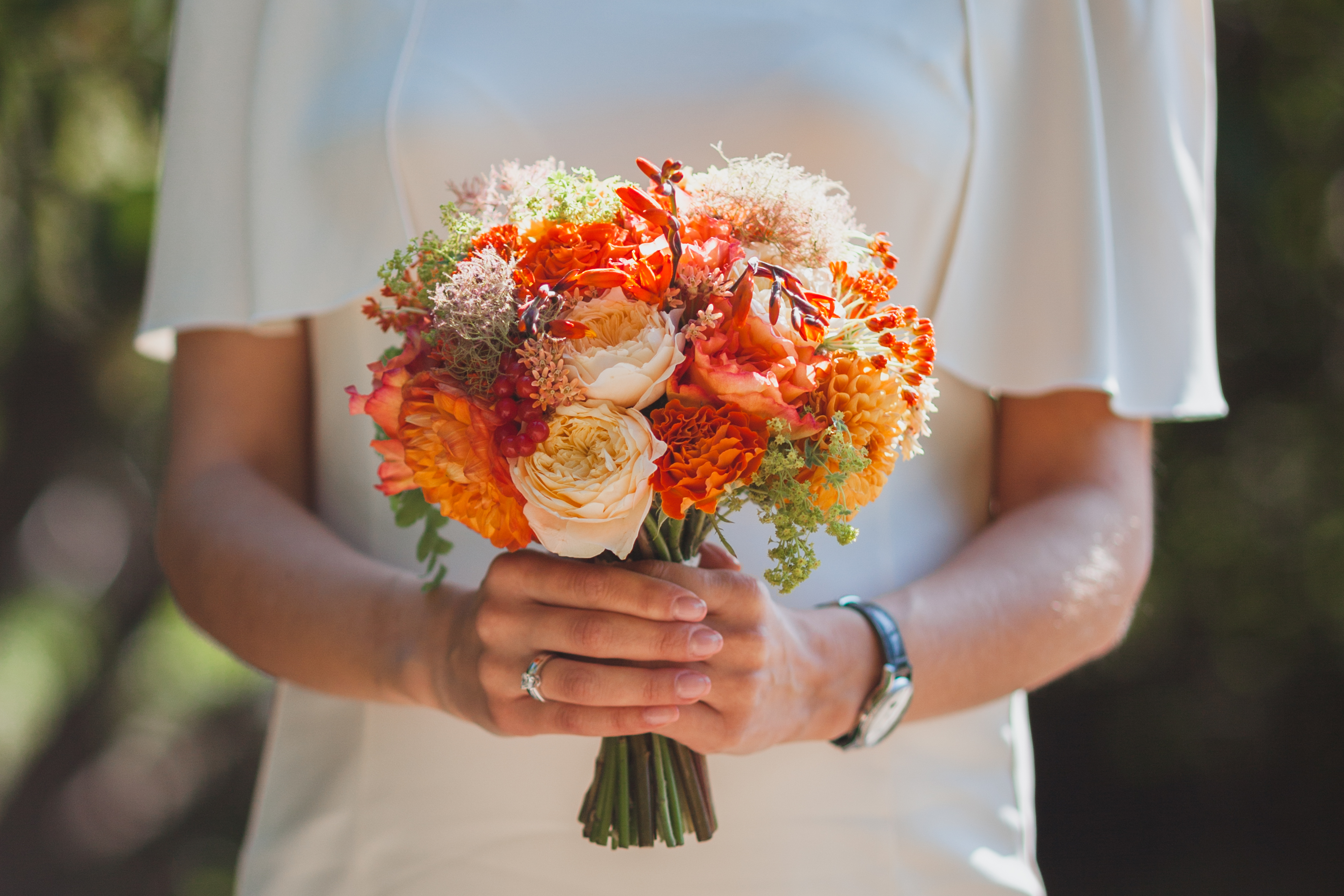 Букет невесты из оранжевых роз