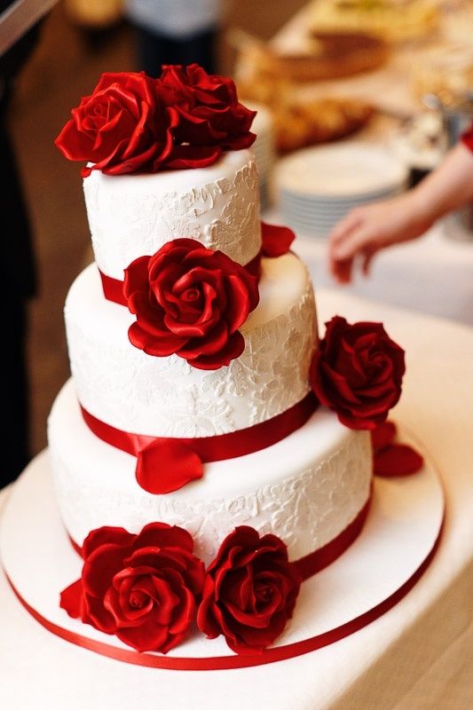 Фото 3657237 в коллекции Красные свадебные торты - Кондитерская "Алтуфьево"