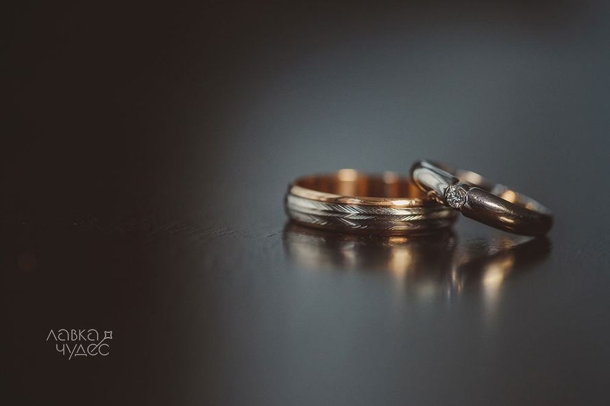 Свадебные кольца - символ любви - фото 8415544 Праздничное агентство Лавка Чудес