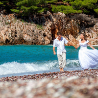 Пляж рядом с отелем Милочер. Черногория