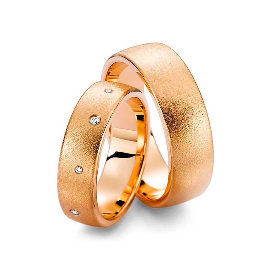 Обручальные кольца из красного золота с бриллиантами на заказ