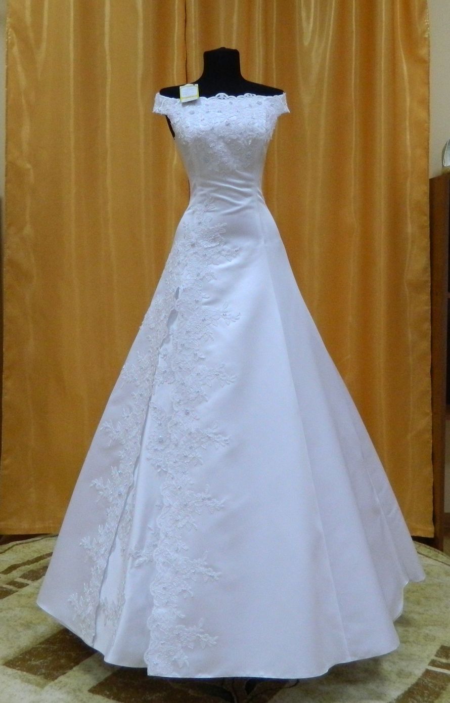 Платье белое Магнитогорск