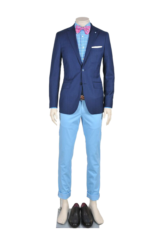 Синий пиджак с голубыми зауженными брюками, клетчатой голубой рубашкой, розовым галстуком-бабочка, белым платком в нагрудном - фото 976901 Компания Indposhiv - мастерская мужских костюмов