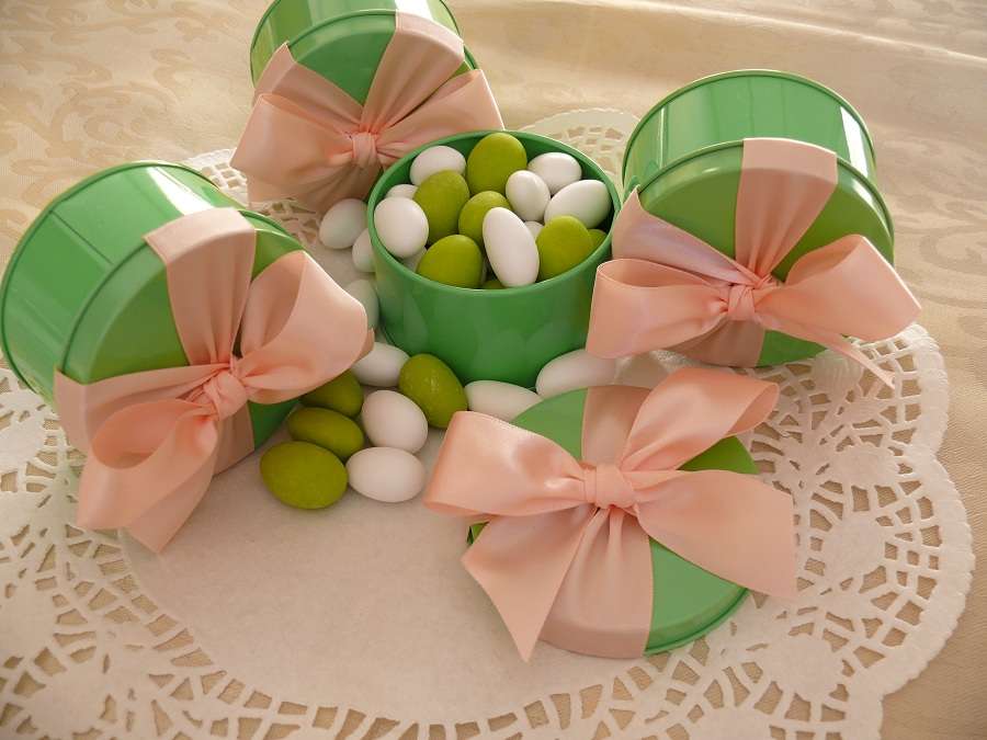 Эти Бонбоньерки и конфеты для Вашего стола,нежные и красивые! - фото 1003559 Магазин Бонбоньерки и торосики в Томске