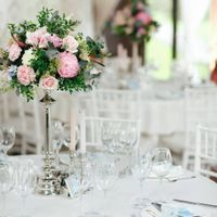 цветочная композиция, декор гостевых столов, розовая свадьба, розово-голубая свадьба, серебряные подсвечники
