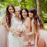 Невеста и её подружки 