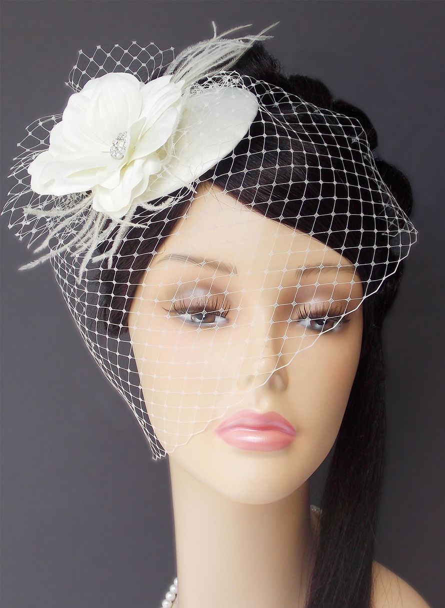 Свадебная шляпка с вуалью, цвет айвори - фото 1243483 "Paradise Flower" - эксклюзивные свадебные шляпки