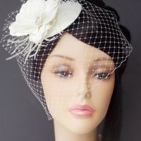 Свадебная шляпка с вуалью, цвет айвори