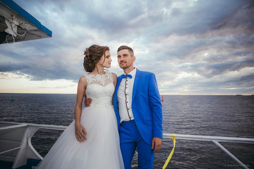 Свадебная прическа с накладными прядями - фото 11044574 Стилист Татьяна Щербина