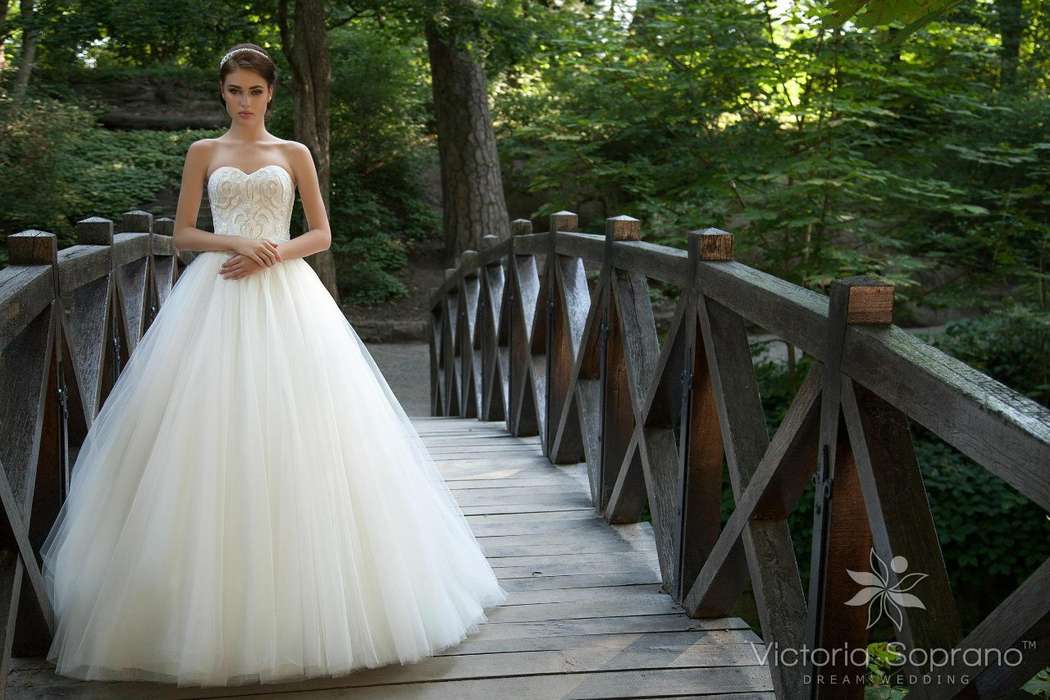Lisset - фото 7549448 Свадебный Салон "MiMi" - платья