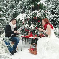 Сказочная свадьба. Фотосессия в лесу. Красный. Белый. 