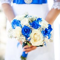 Букет невесты в синих тонах