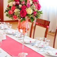 оформление столов гостей цветамифуксия розовый