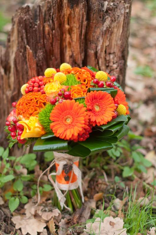 оранжевый букет невесты герберы - фото 3237117 Студия флористики и декора "Глориоза"