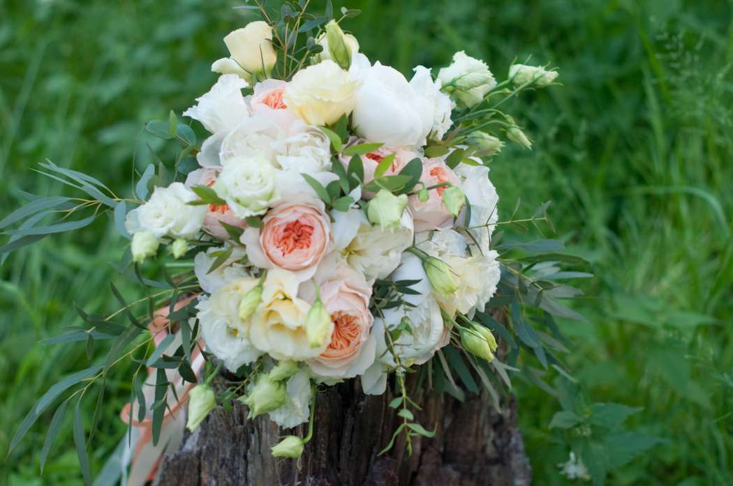 букет невесты с пионами - фото 5578132 Студия флористики и декора "Глориоза"