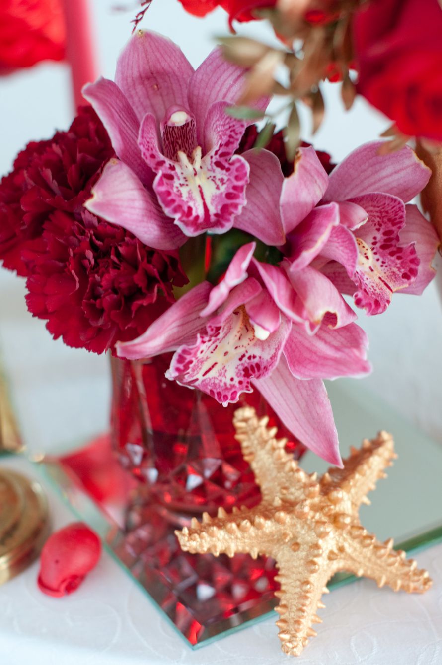 розовые орхидеи стол молодых - фото 15795546 Студия флористики и декора "Глориоза"