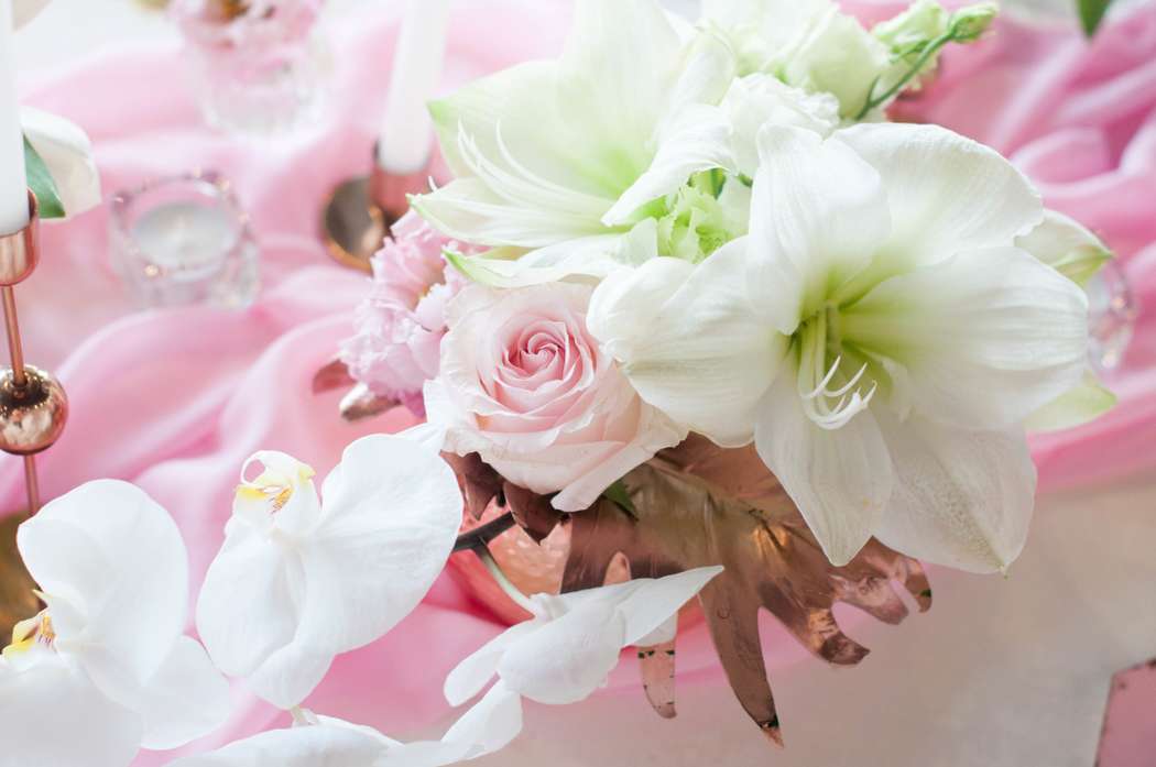 Фото 17437360 в коллекции Розово-медная свадьба в ресторане Royal Beach" - Студия флористики и декора "Глориоза"