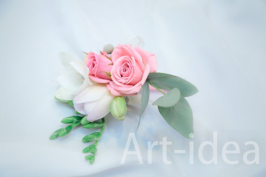 бутоньерка с фрезиями и розами - фото 4027245 Art-idea - флористика и декор