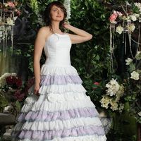 Новое свадебное платье сшито по индивидуальному эскизу. Авторский Принт на ткани разработан и напечатан в единственном экземпляре.

платье на размер 44, рост 170+ каблук 10см. Небольшой шлейф, 

