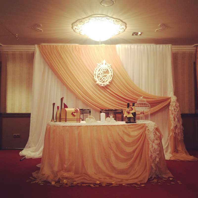 Свадьба в золотом цвете, банкетный зал "Leningrad Hall" - фото 9554116 Студия оформления Aura decor 