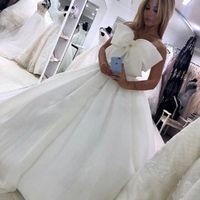 Свадебное платье А1912. Продажа 24.500 руб. Прокат свадебных и вечерних платьев от 1.900 руб. до 14.500 руб. Есть отдельно ряд платьев для проката!