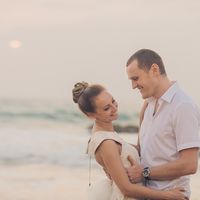 Свадебная фотосессия на берегу океана на острове Шри-Ланка