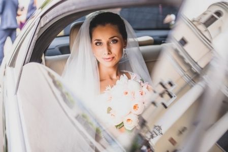 Прическа невесты, свадебный макияж 
стилист Алла Зинченко
 - фото 9191942 Парикмахер - визажист Алла Зинченко