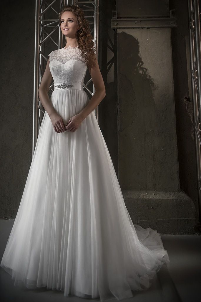 Фото 1650377 в коллекции Свадебные платья Love Bridal (London) - Свадебный салон  Этна