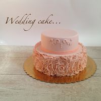 Нежный свадебный торт с Персиковыми рюшими