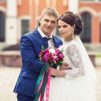 Букет невесты, бутоньерка

Фотограф: Алексей Фонарев