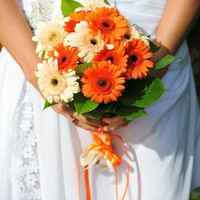 Букет невесты из гербер в оранжевых тонах