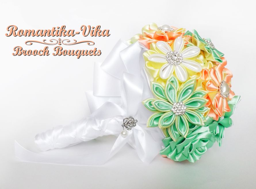 Свадебный качкадный брошь букет цитрусовых цветов - фото 2968275 Брошь букеты Romantika-Vika