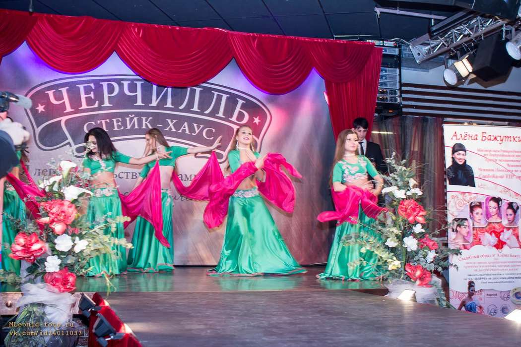 Фото 2332534 в коллекции Восточные танцы на праздниках в Саратове - Школа восточного танца  "Межансе"