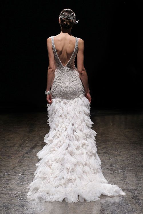 lazaro bridal beaded art deco-gown v-neckline elongated bodice textured petal net chapel train 3406_zm - фото 2404688 Виктория Башкуева