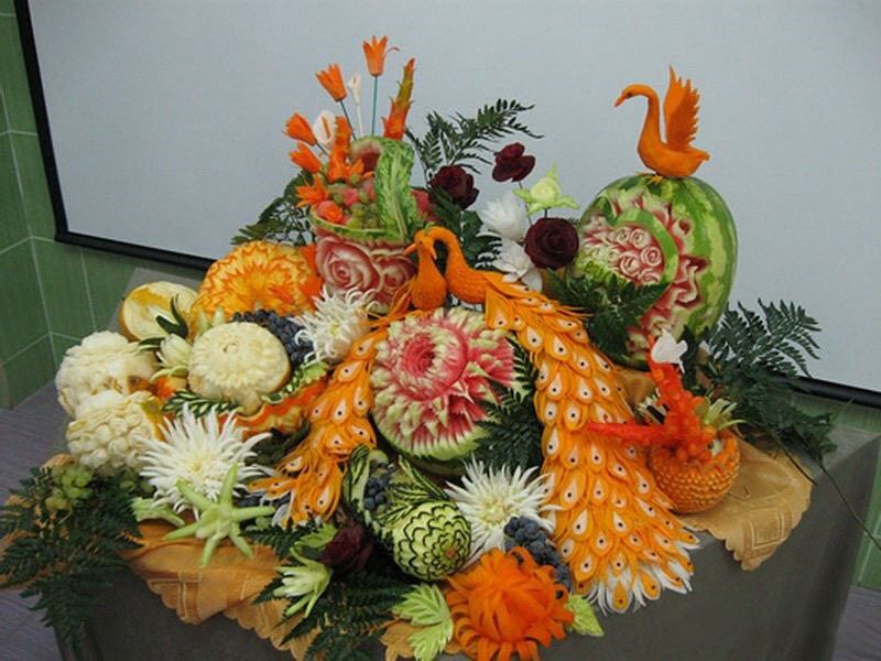 Фото 2351444 в коллекции Мои фотографии - Carving food decor - композиции из фруктов 