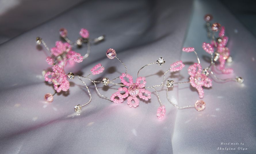 Свадебное украшение для волос ручной работы с розовым бисером и стразами - фото 2357698 Свадебные украшения(ручная работа)