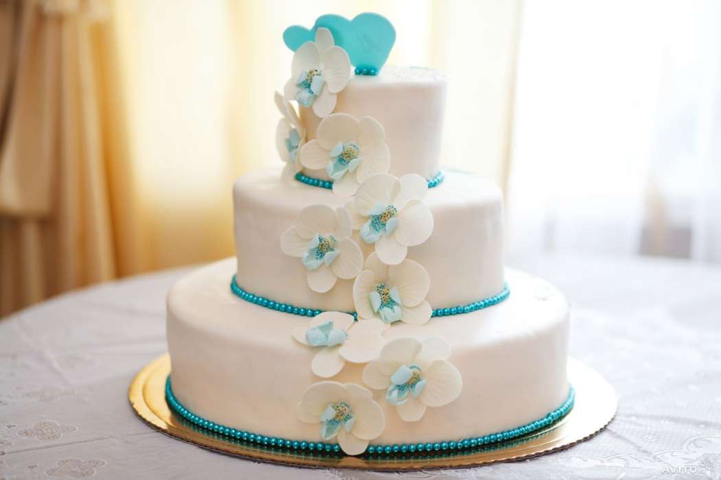 Варианты свадебных тортов огромное количество! Мы изготовим любой свадебный торт, который Вам понравится! - фото 2739881 Сан Круа,кафе  - кондитерская, торты на заказ