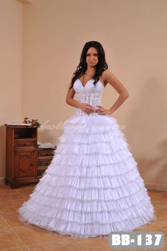 Фото 2747577 в коллекции Свадебные платья на заказ и в наличии - Невеста - свадебный салон
