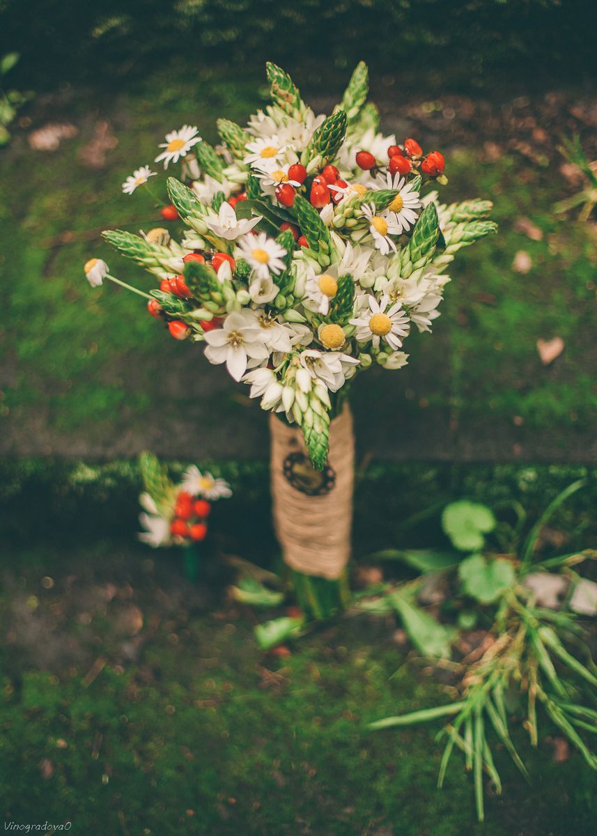 Осенний рустикальный букет невесты из ромашек - фото 2763285 Фотограф Ольга Виноградова