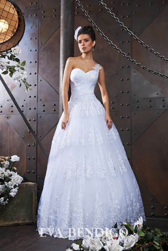 Свадебное платье от TM Eva Bendigo - PLATINUM // ПЛАТИНА - фото 2781635 Свадебный салон Признание