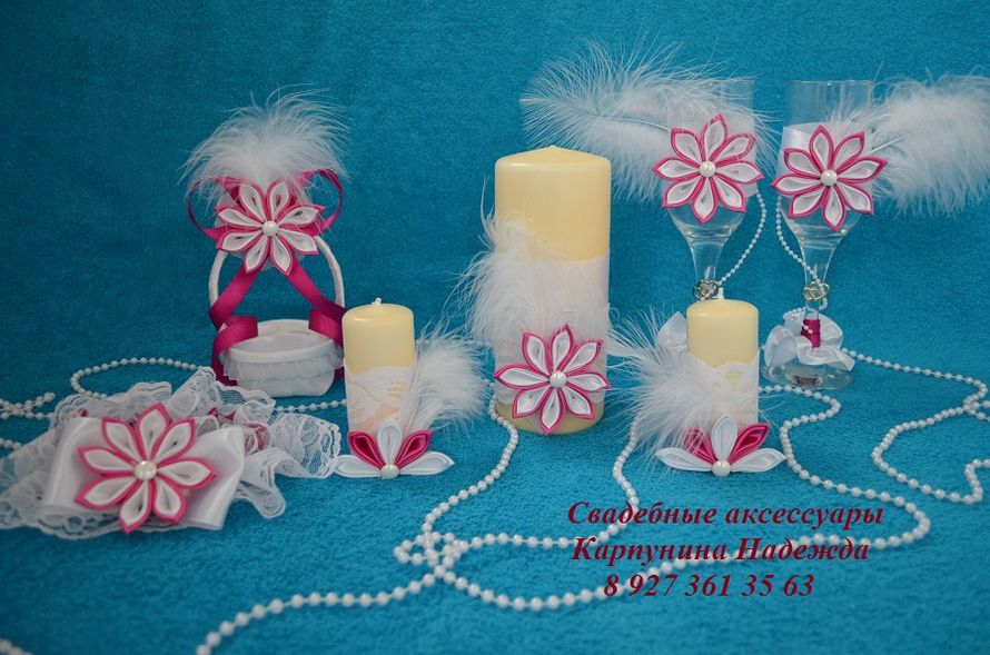 Свадебные аксессуары украшенные белыми перьями и розовыми цветами. - фото 2907251 Студия декора "Золотая рыбка" 