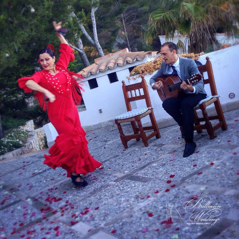 Фламенко под живую музыку, что может быть невероятнее - фото 2980027 Brilliance Wedding - свадьба в Испании