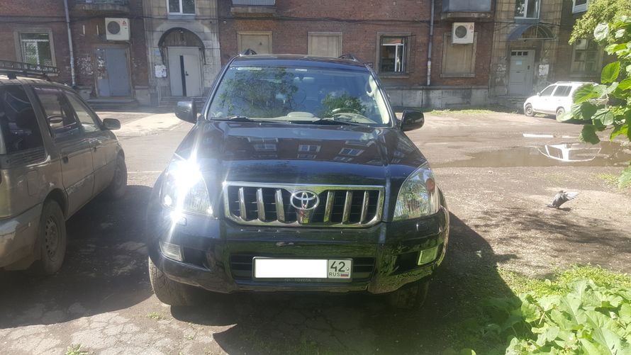 Аренда Toyota Land Cruiser Prado 2009, цена за 1 час