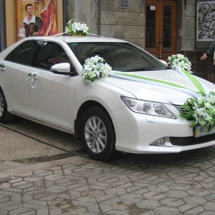 Украшение на свадебную машину Луганск