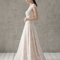 Больше фото: 

Свадебное платье «Каролина»
Цена: 39 900 ₽

Возможные цвета:
- молочный
- нежно-розовый
- светло-персиковый
- светло-кофейный
- бежевый
- припыленно-сиреневый
- припыленно-серый

При отсутствии в наличии нужного размера это платье может быт