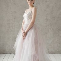 Больше фото: 

Свадебное платье «Габриэлла»
Цена: 44 900 ₽

Возможные цвета:
- белый
- молочный
- нежно-розовый
- жемчужно-кофейный
- припыленно-сиреневый
- припыленно-серый

При отсутствии в наличии нужного размера это платье может быть выполнено в разме