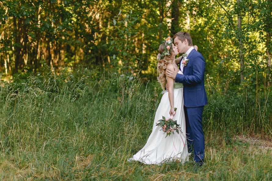 Полоцк. Лето. Свадьба.
Вся серия тут: 
______________________________________________
Свадебный и семейный фотограф Александр Кузьмин 
+375 29 5911320 |  - фото 10965948 Фотограф Александр Кузьмин