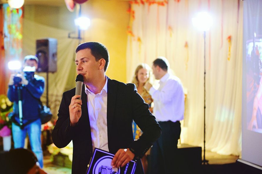 Ведущий на свадьбу, праздник - Антон Белов - фото 3744435 Ведущий - Антон Белов (Belov Show)