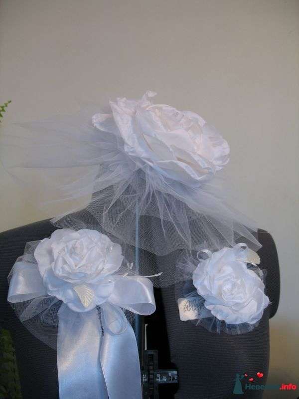 Изготавливаю цветы-вуали ,бутоньерки невестам и женихам... - фото 375451 Decorta - изготовление свадебных аксессуаров